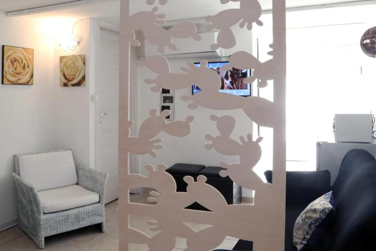 La Scalinata Home Apartment 卡尔塔吉罗 外观 照片
